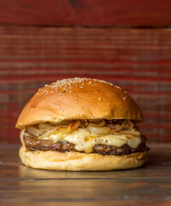 09 - Hamburguesa con Cebolla Caramelizada y Queso
