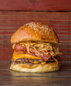 41 - Hamburguesa con Cheddar, Panceta, Cebolla crocante y Salsa Ketchup